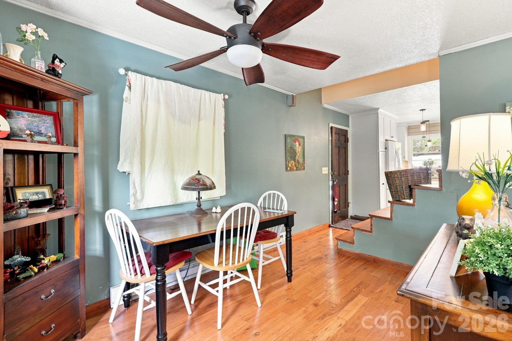 Single Family Residence at 922 Goose Hollow Road, Newland, photo 3 of 31