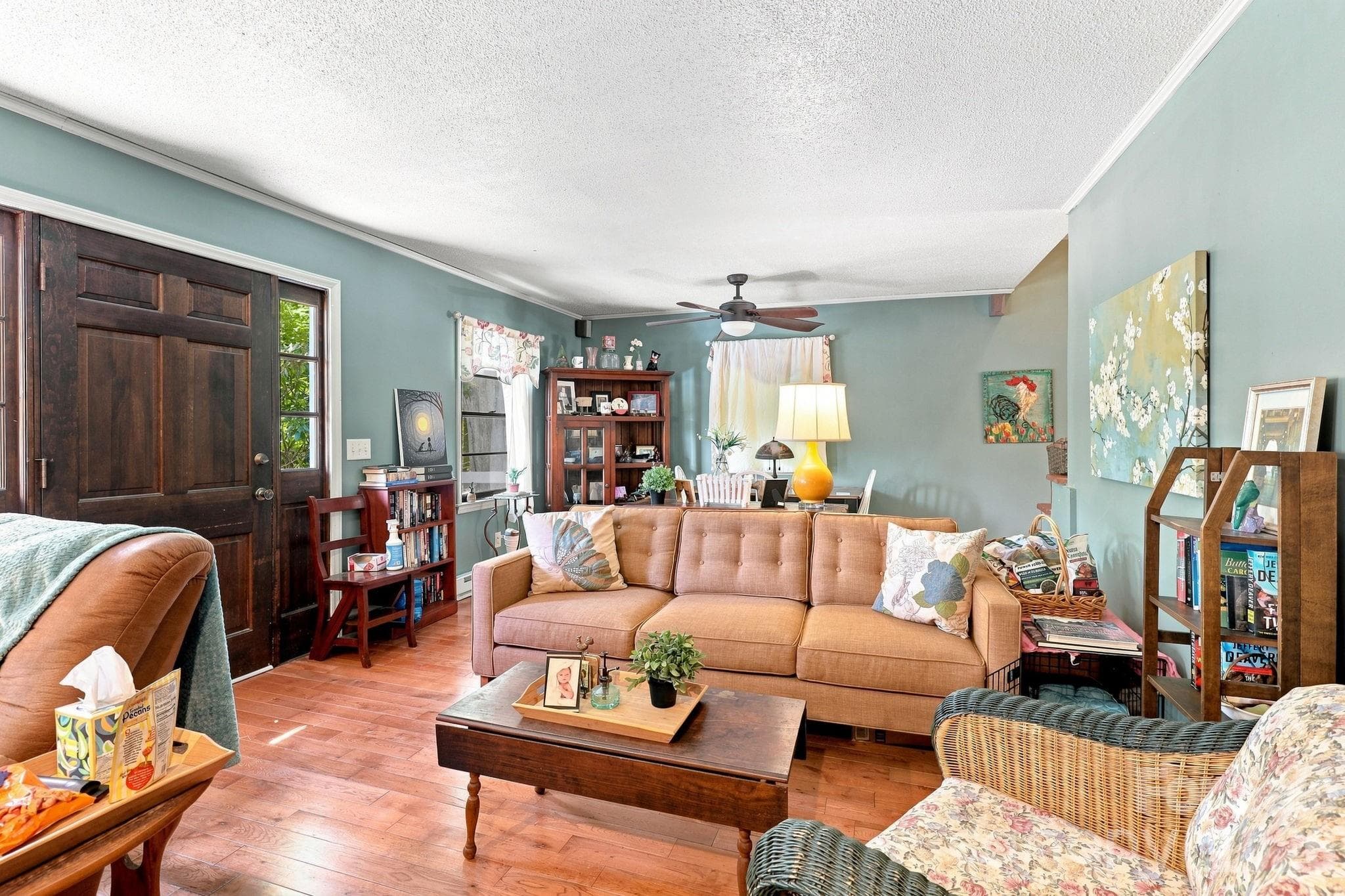 Single Family Residence at 922 Goose Hollow Road, Newland, photo 4 of 31