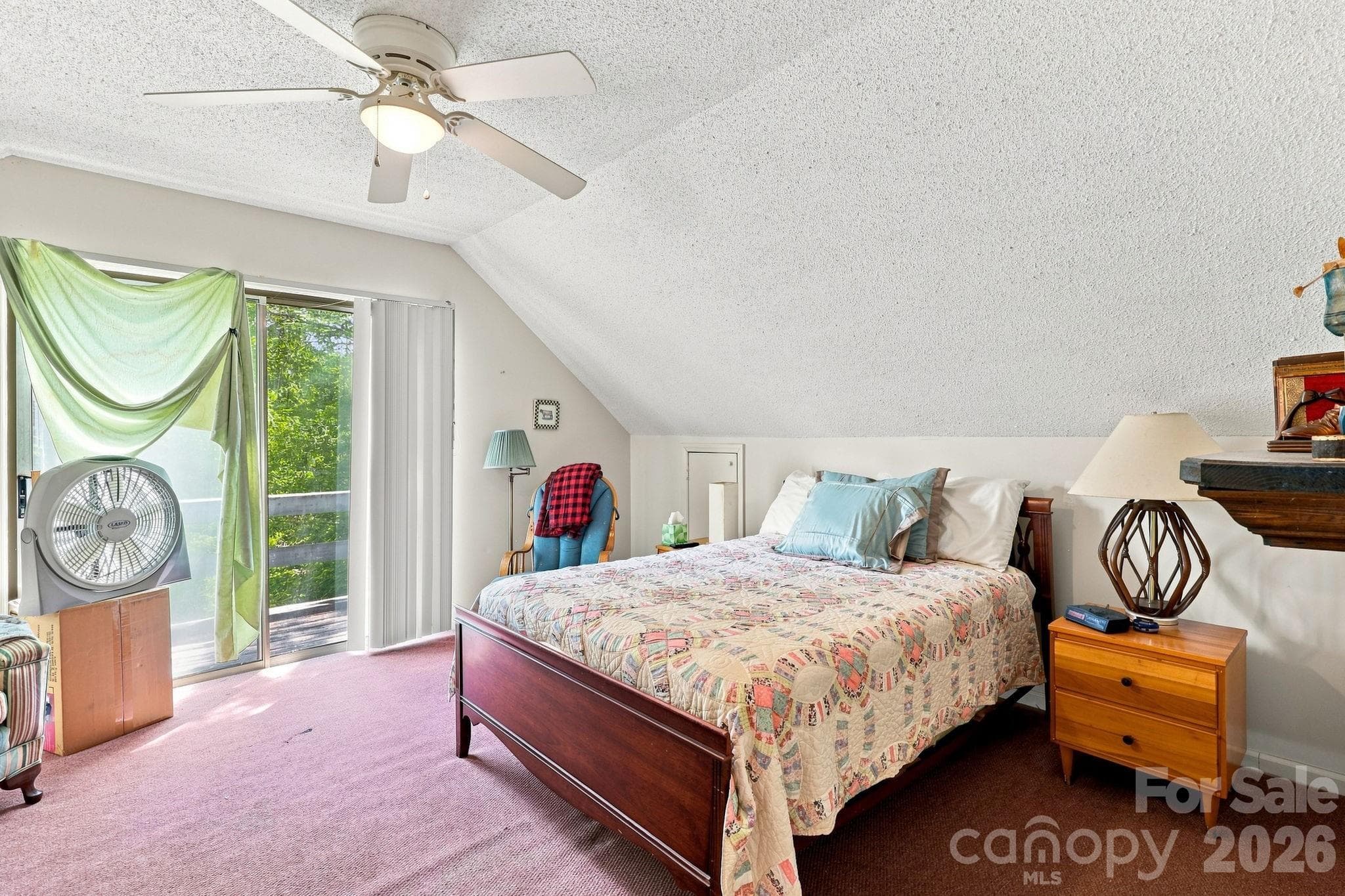 Single Family Residence at 922 Goose Hollow Road, Newland, photo 20 of 31