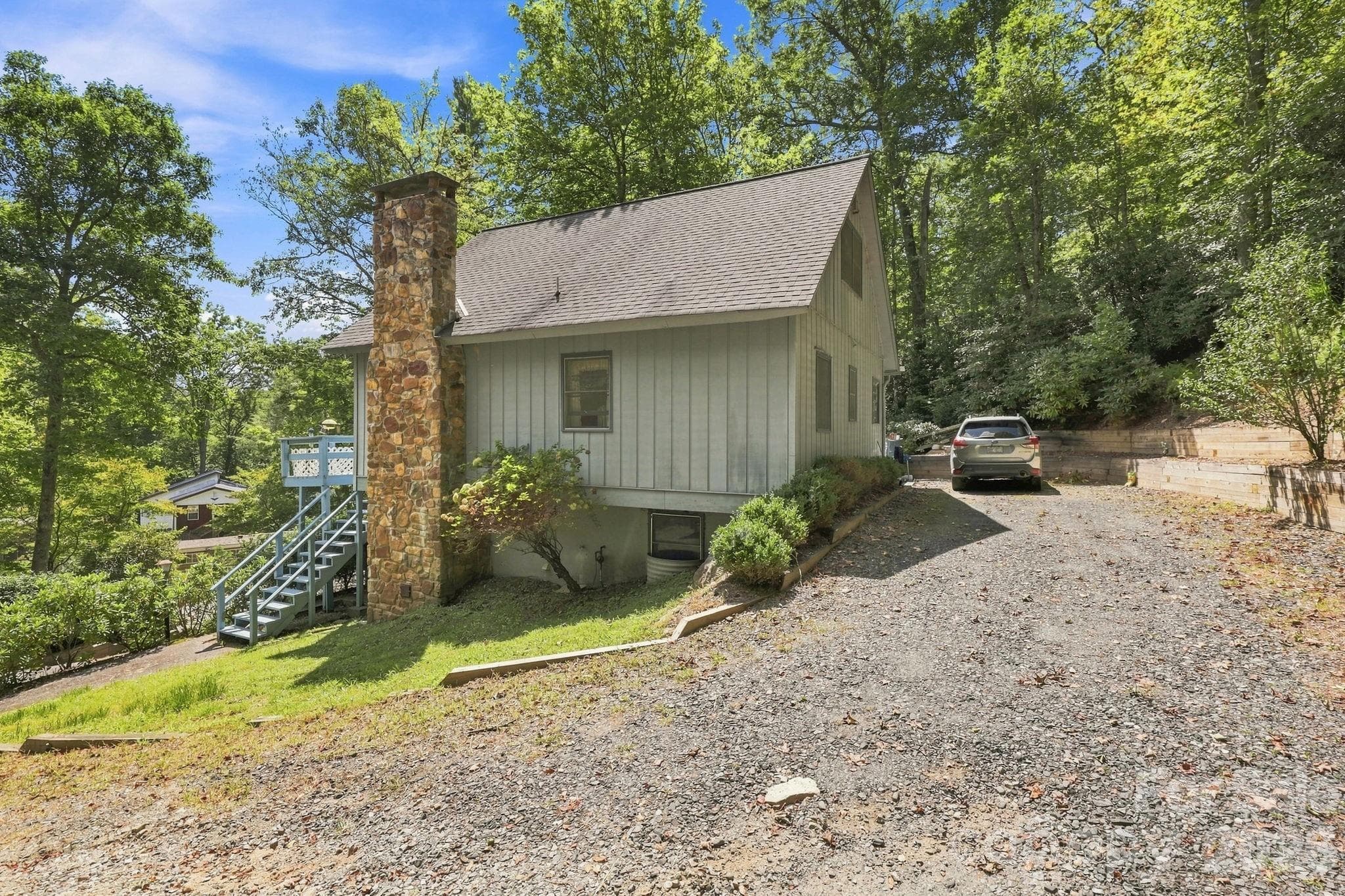Single Family Residence at 922 Goose Hollow Road, Newland, photo 26 of 31