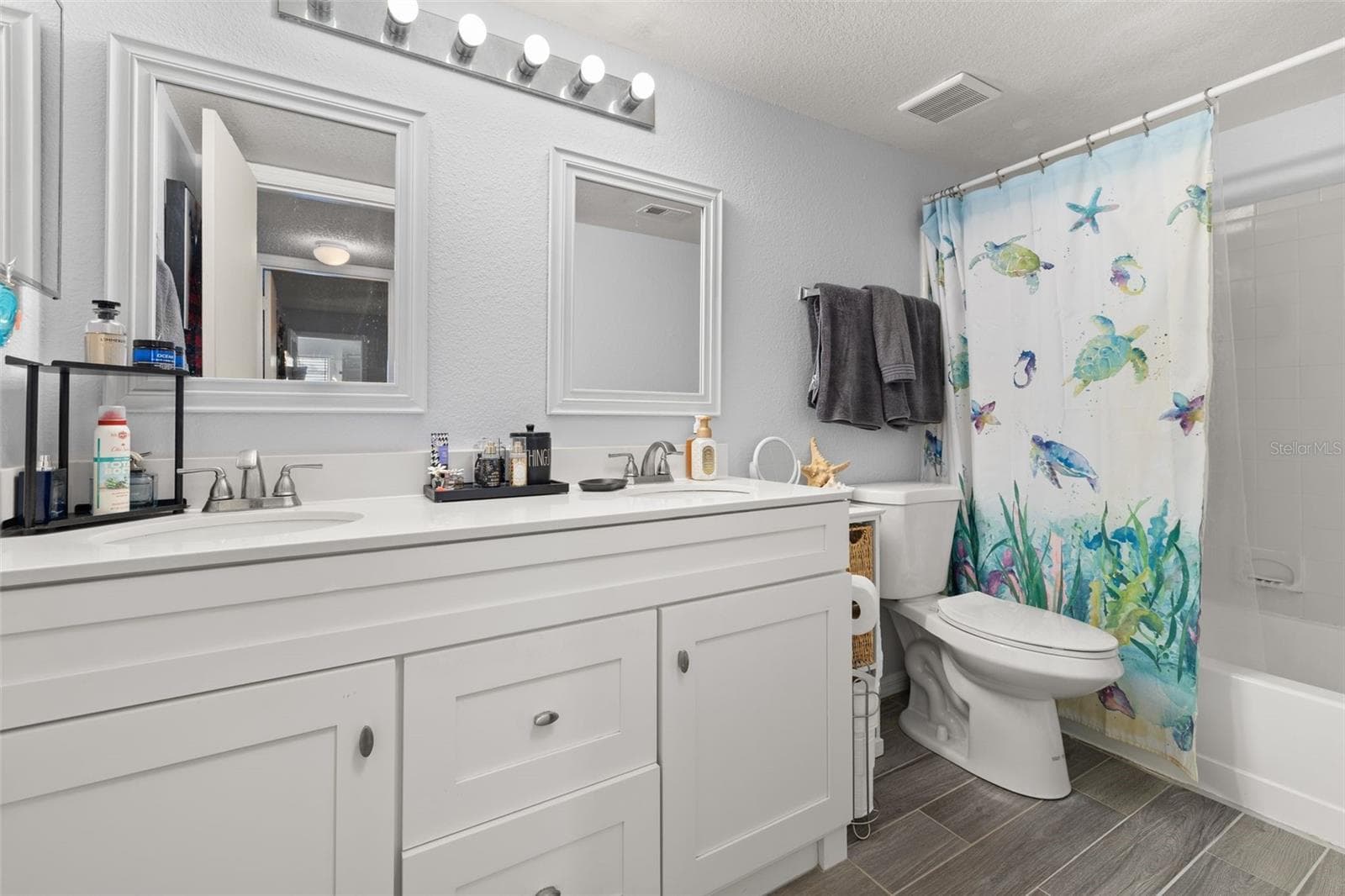 Condominium at 5713 GATLIN AVE #226, ORLANDO, photo 21 of 40