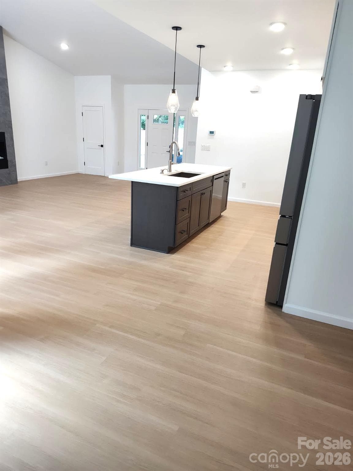 Single Family Residence at 654 Hollybrook Drive, Flat Rock, photo 15 of 48