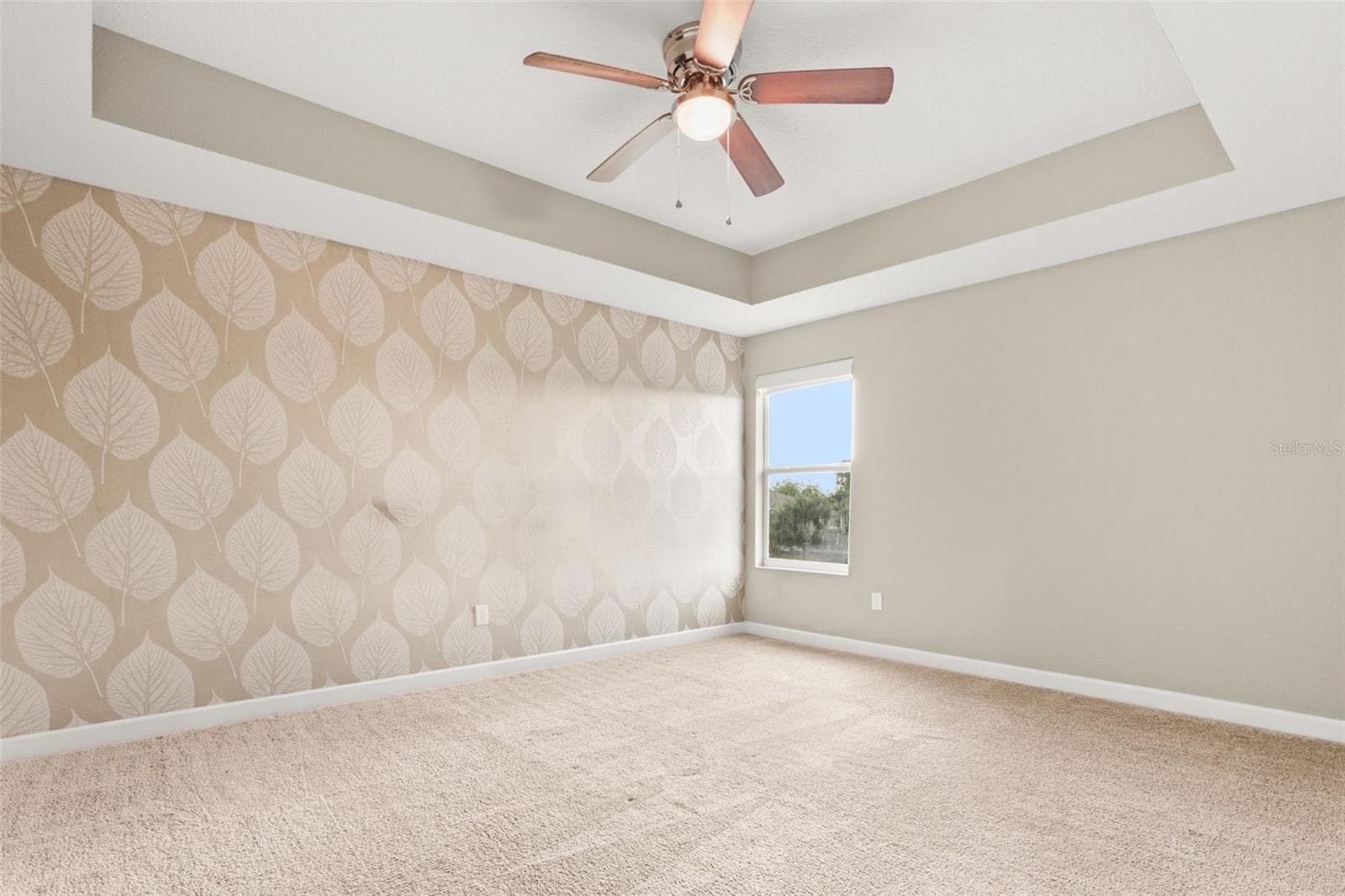 Single Family Residence at 7608 SUMMERLAKE GROVES ST, WINTER GARDEN, photo 4 of 42