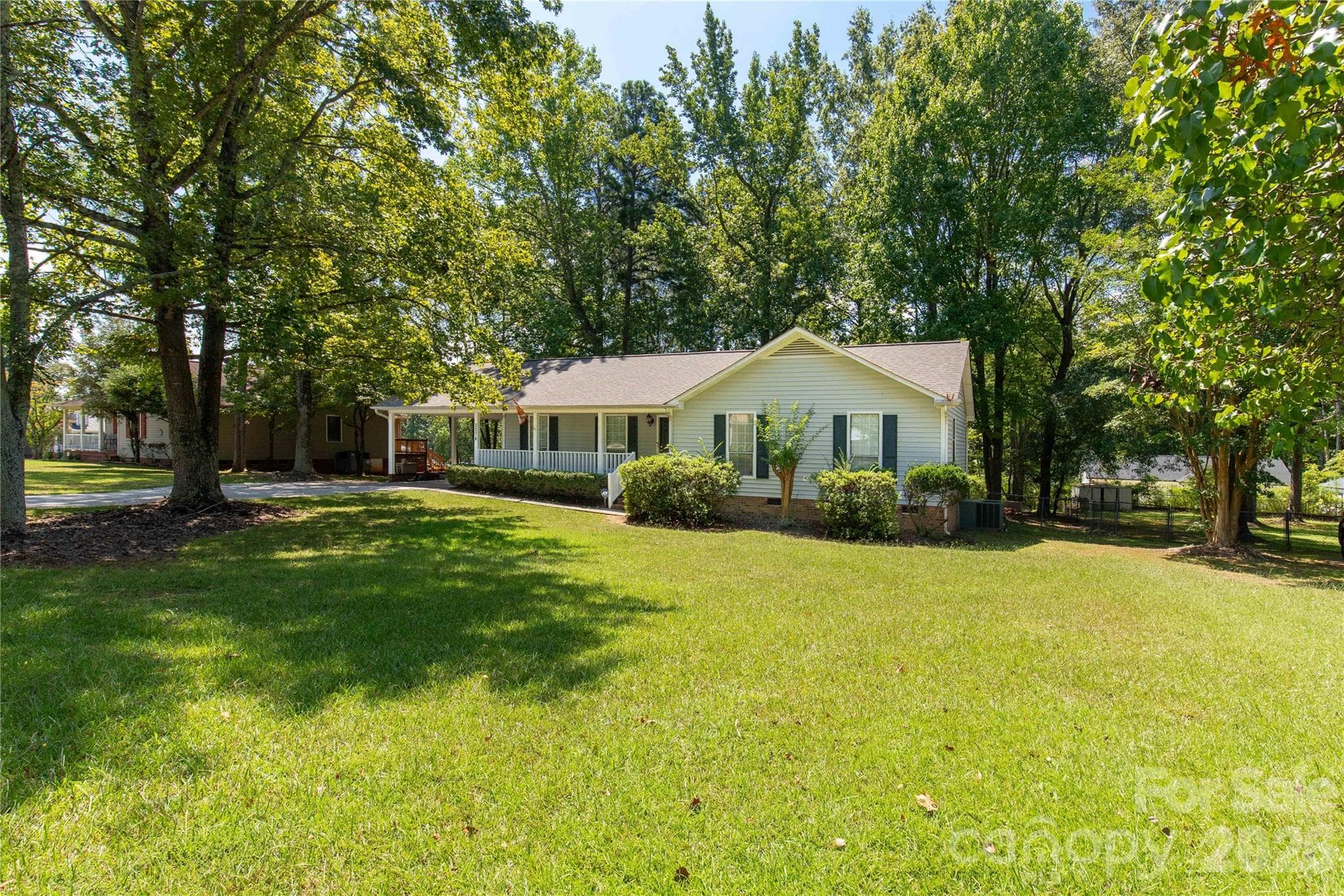 Single Family Residence at 2274 White Pine Court, Lancaster, photo 5 of 24