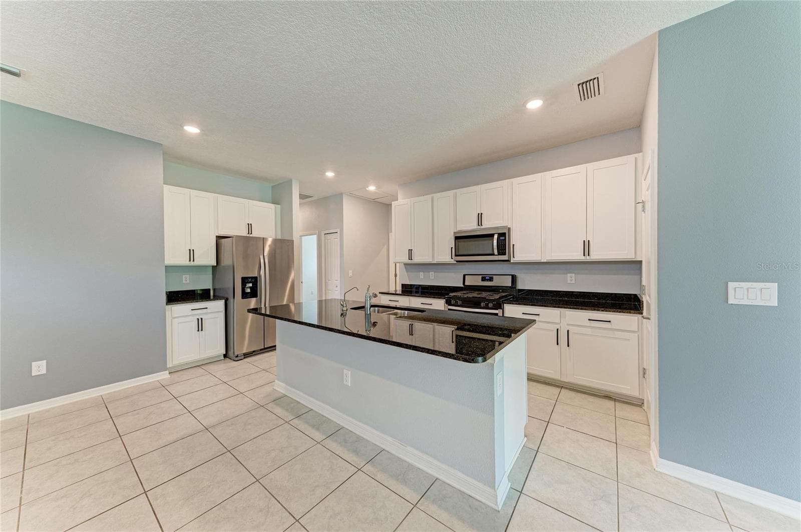 Kitchen - 5834 BUNGALOW GROVE CT, PALMETTO