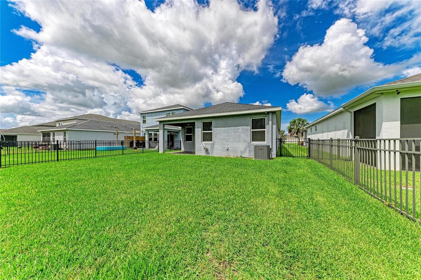 Backyard - 5834 BUNGALOW GROVE CT, PALMETTO