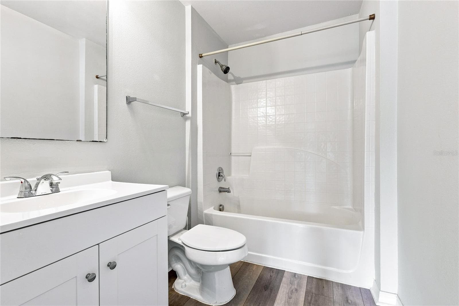 Townhouse at 9912 ASHBURN LAKE DR, TAMPA, photo 12 of 22