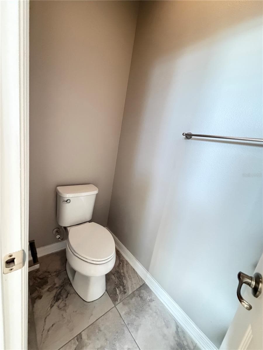 Single Family Residence at 860 BAY BRIDGE CIR, APOPKA, photo 11 of 47