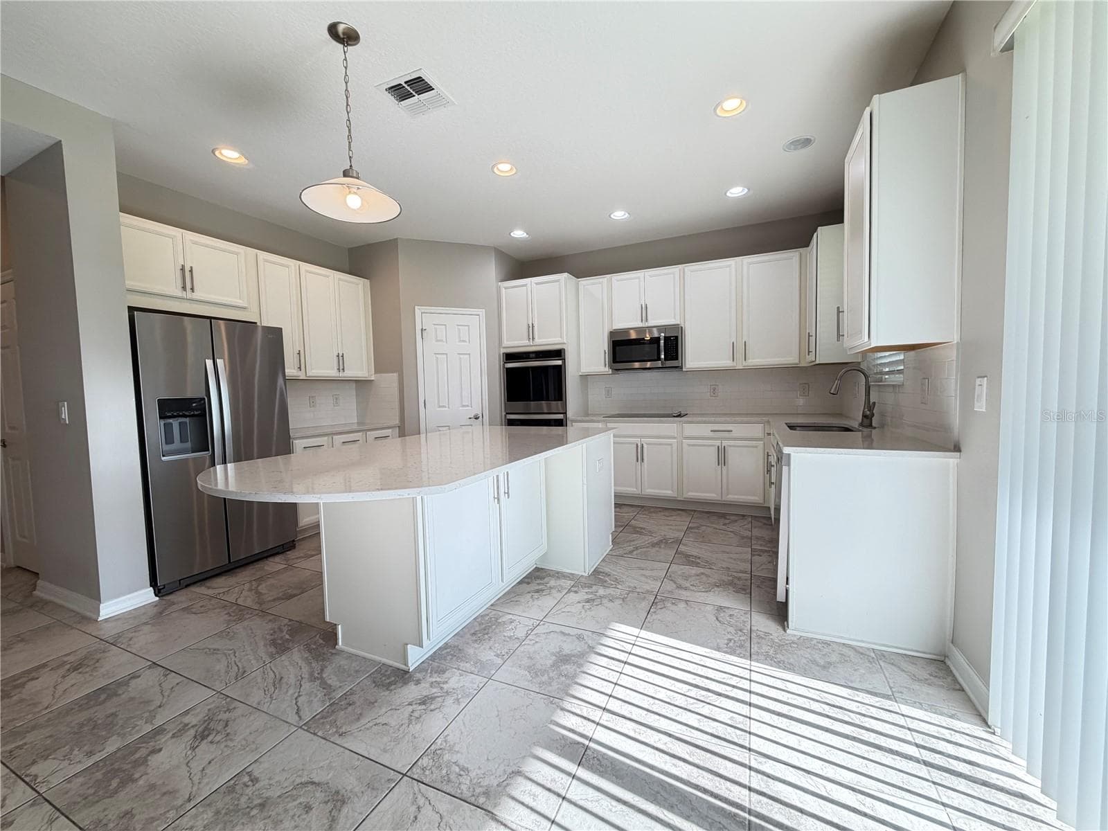 Single Family Residence at 860 BAY BRIDGE CIR, APOPKA, photo 36 of 47