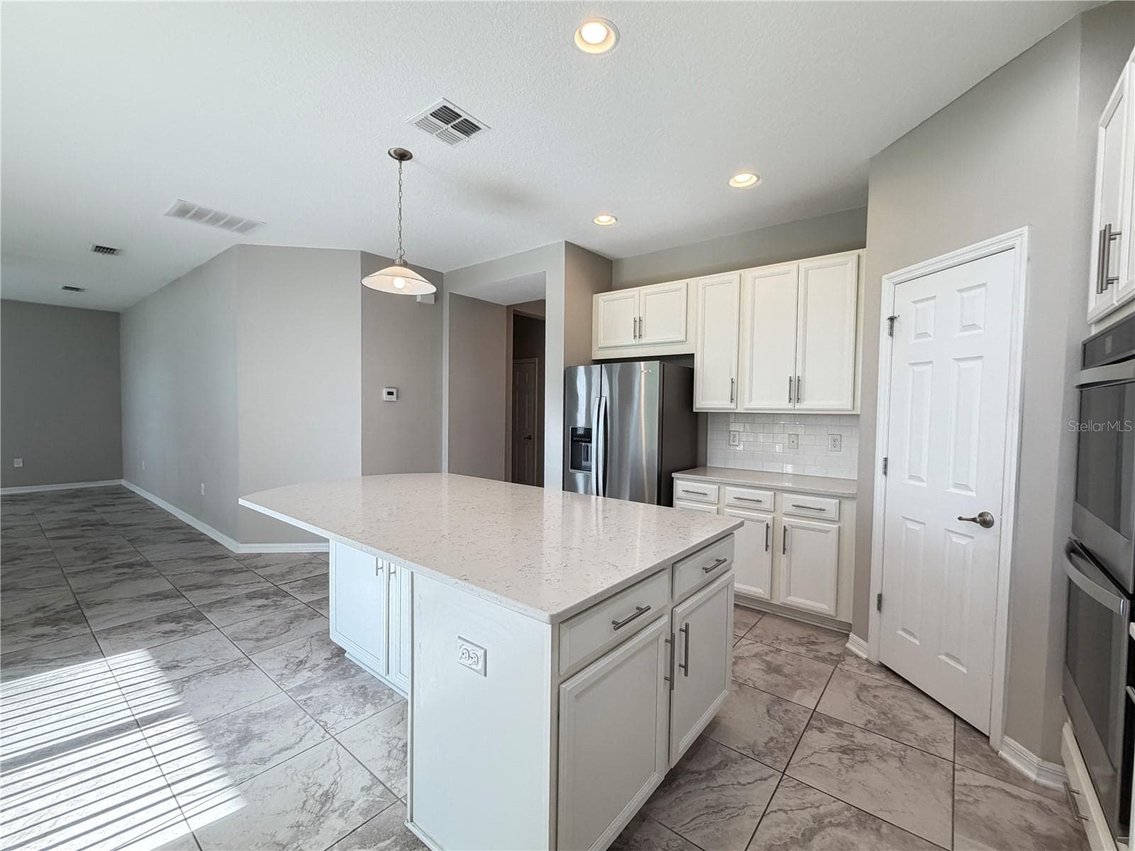 Single Family Residence at 860 BAY BRIDGE CIR, APOPKA, photo 37 of 47
