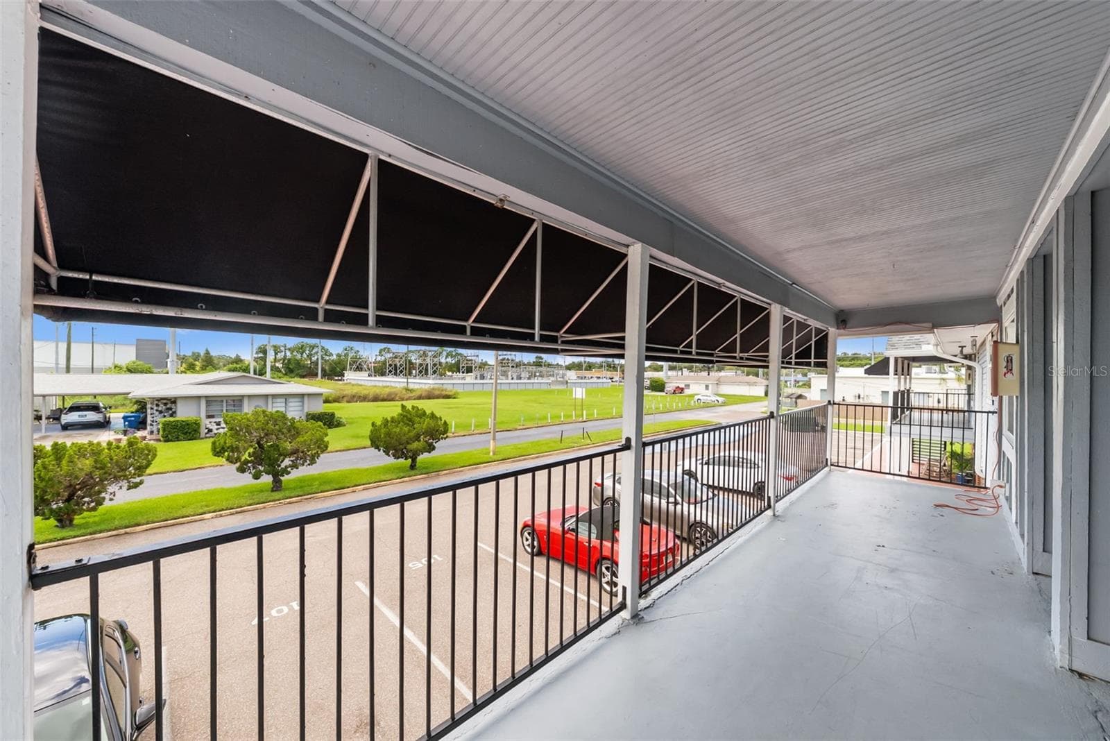 Extra Shade Overhang - 200 COUNTRY CLUB DR #108, LARGO