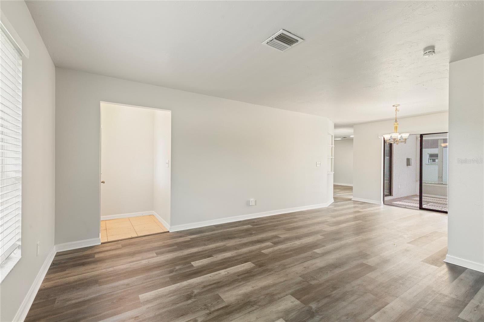 Single Family Residence at 1704 54TH STREET CT W, BRADENTON, photo 10 of 30