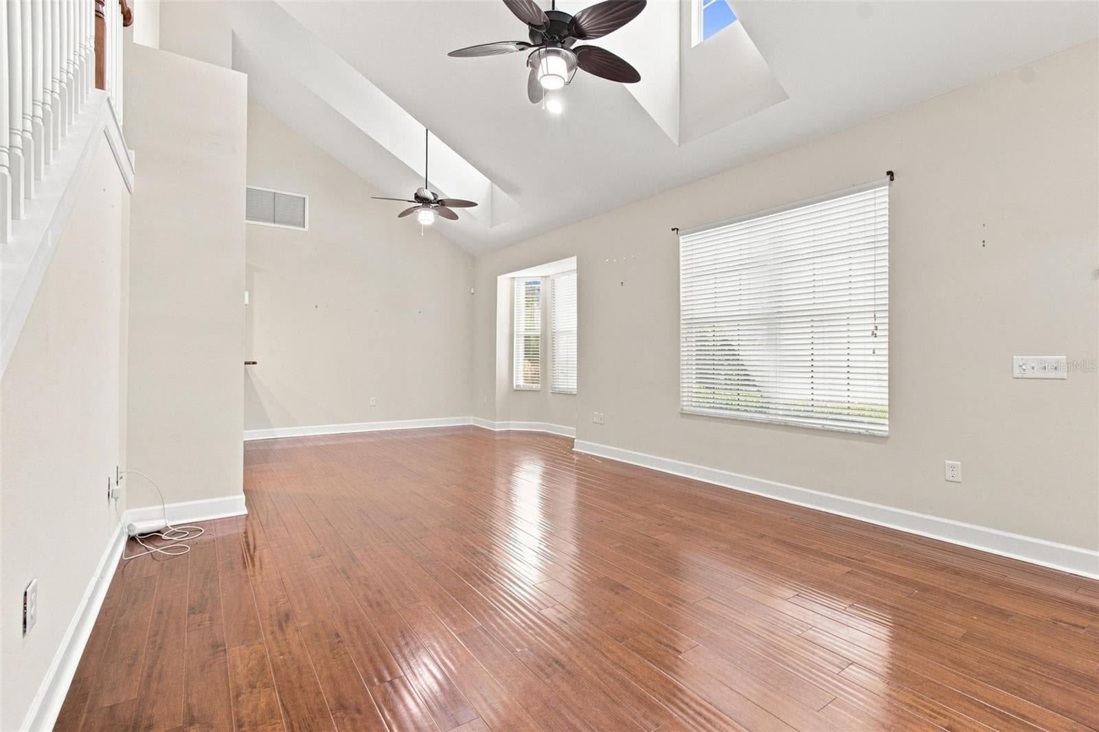 Single Family Residence at 20113 BENDING CREEK PL, TAMPA, photo 6 of 62