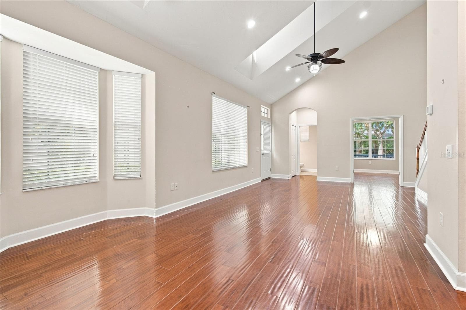 Single Family Residence at 20113 BENDING CREEK PL, TAMPA, photo 7 of 62