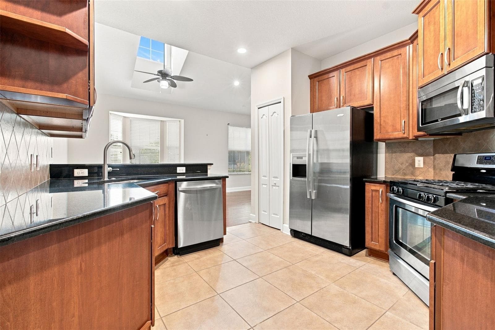 Single Family Residence at 20113 BENDING CREEK PL, TAMPA, photo 25 of 62