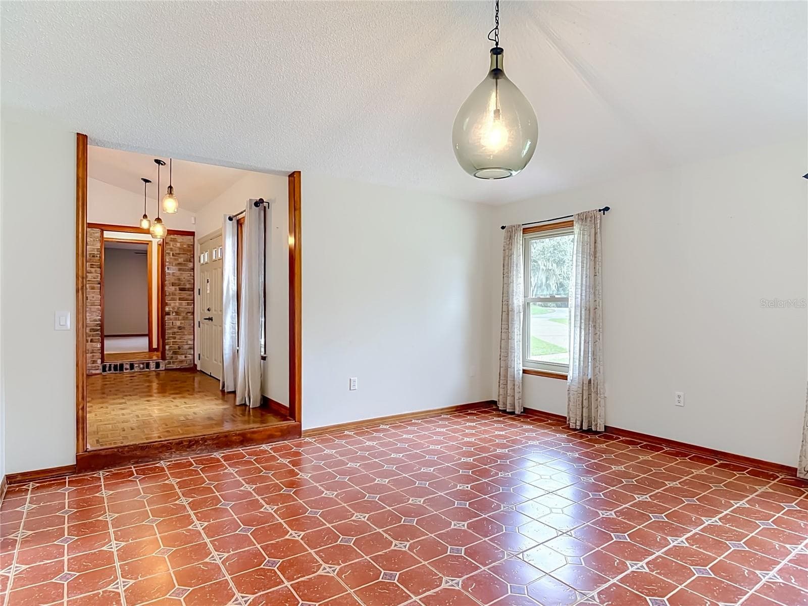 Single Family Residence at 1032 VALLEY FORGE RD, DELAND, photo 8 of 74