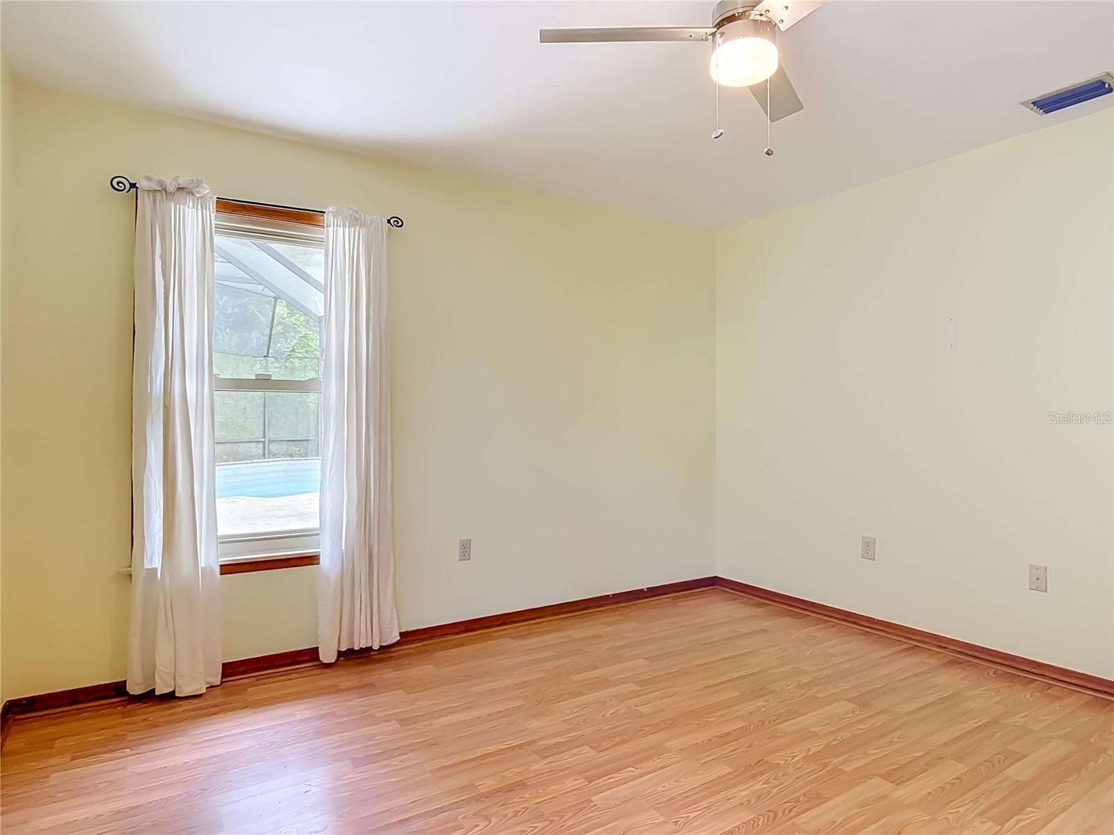 Single Family Residence at 1032 VALLEY FORGE RD, DELAND, photo 42 of 74