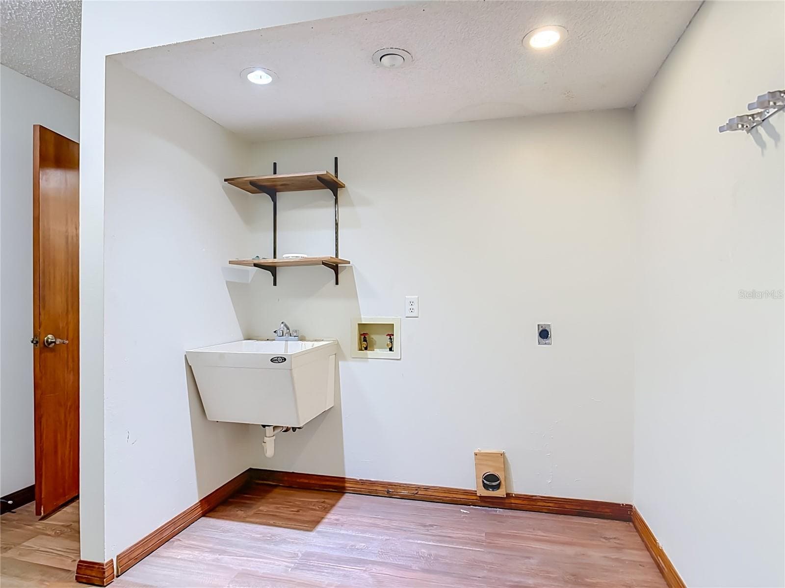 Single Family Residence at 1032 VALLEY FORGE RD, DELAND, photo 50 of 74