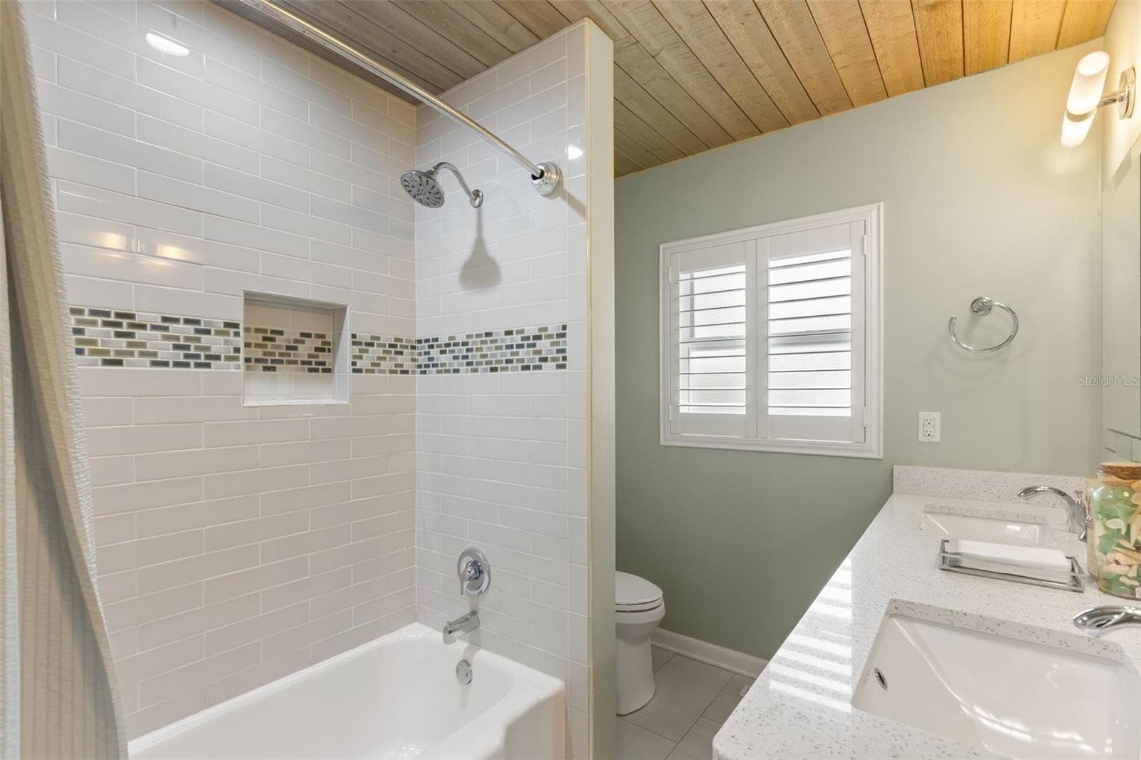 Modern Finishes - 610 SWEETBRIAR RD, ORLANDO