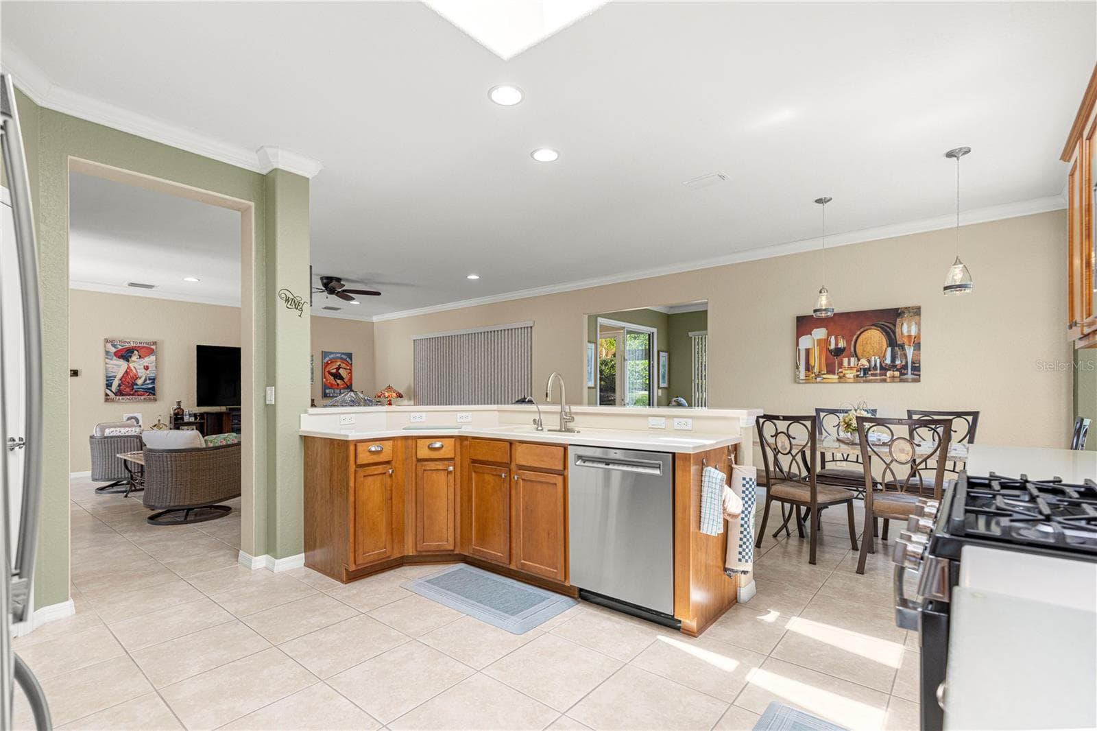 Single Family Residence at 12864 SE 92ND COURT RD, SUMMERFIELD, photo 11 of 67