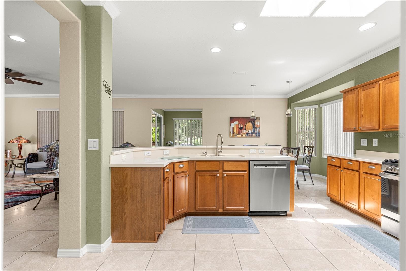 Single Family Residence at 12864 SE 92ND COURT RD, SUMMERFIELD, photo 12 of 67