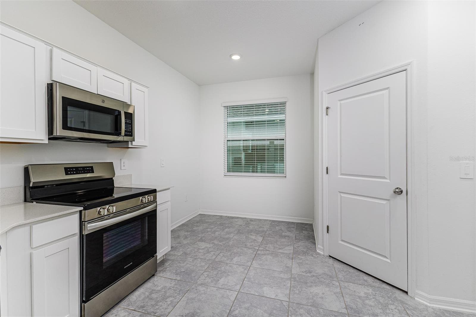 Single Family Residence at 1228 TYLER LOOP, WINTER HAVEN, photo 12 of 25