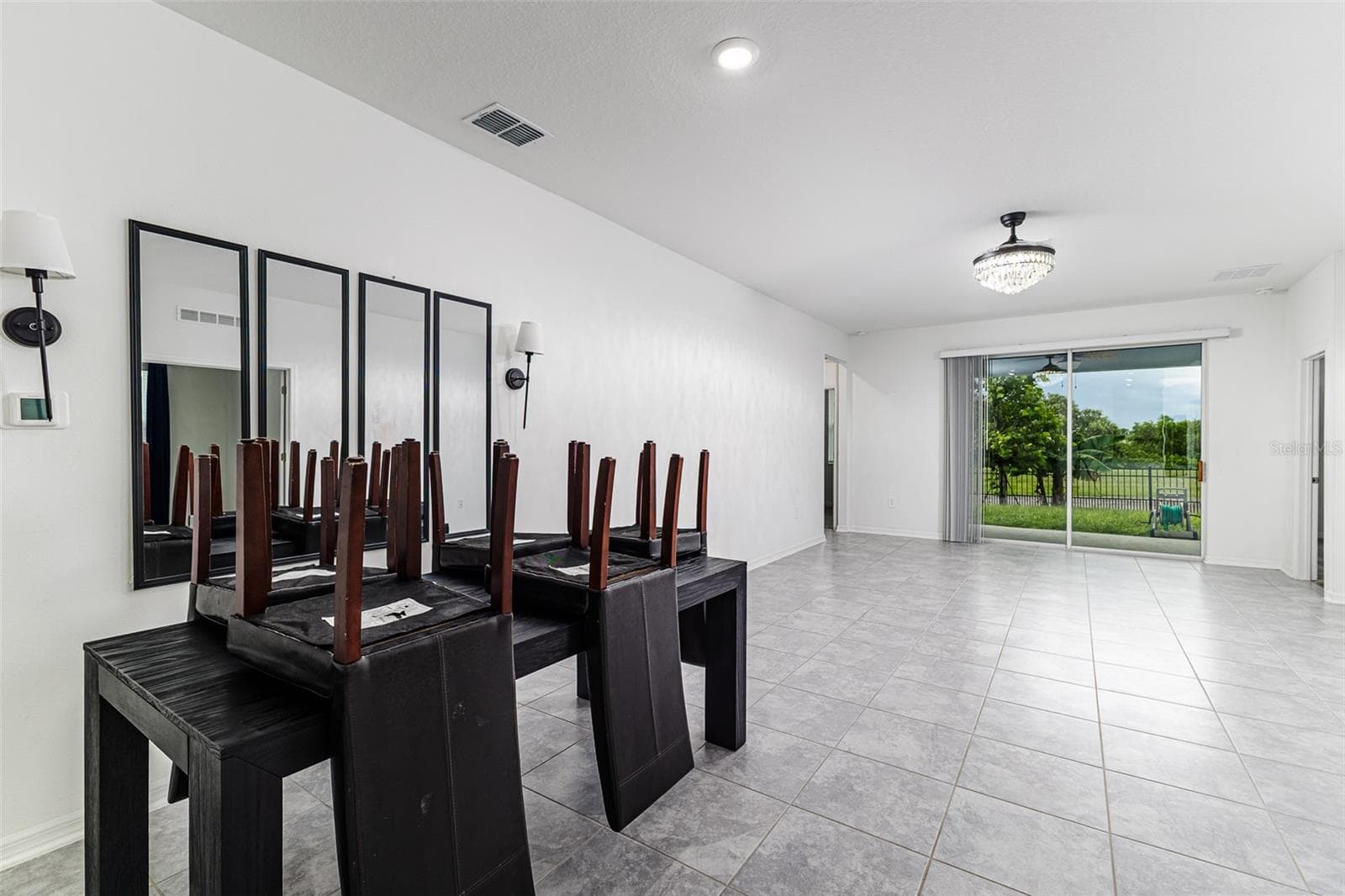 Single Family Residence at 1228 TYLER LOOP, WINTER HAVEN, photo 15 of 25