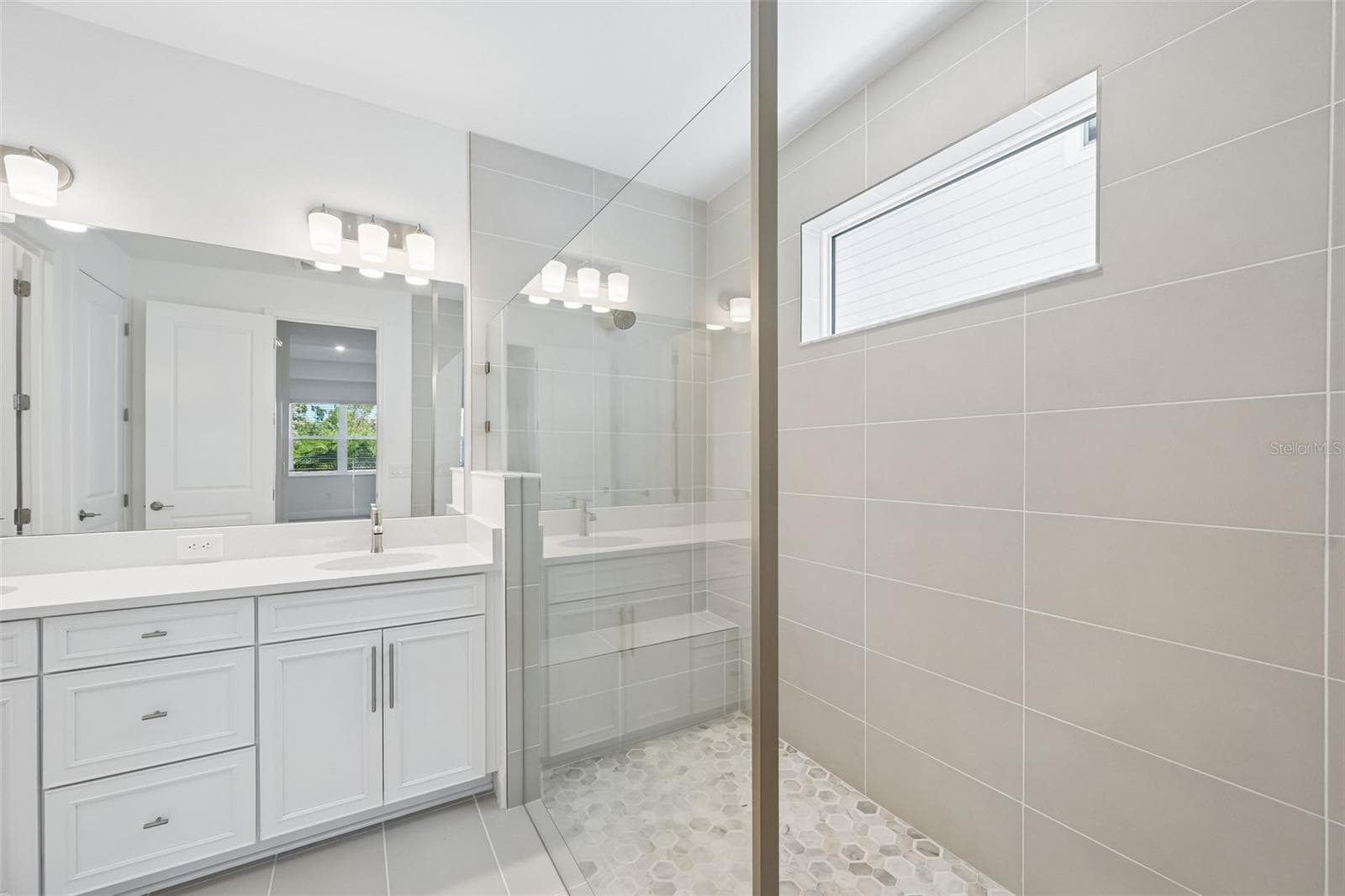 Single Family Residence at 7551 HAWKSTONE DR, SARASOTA, photo 20 of 31