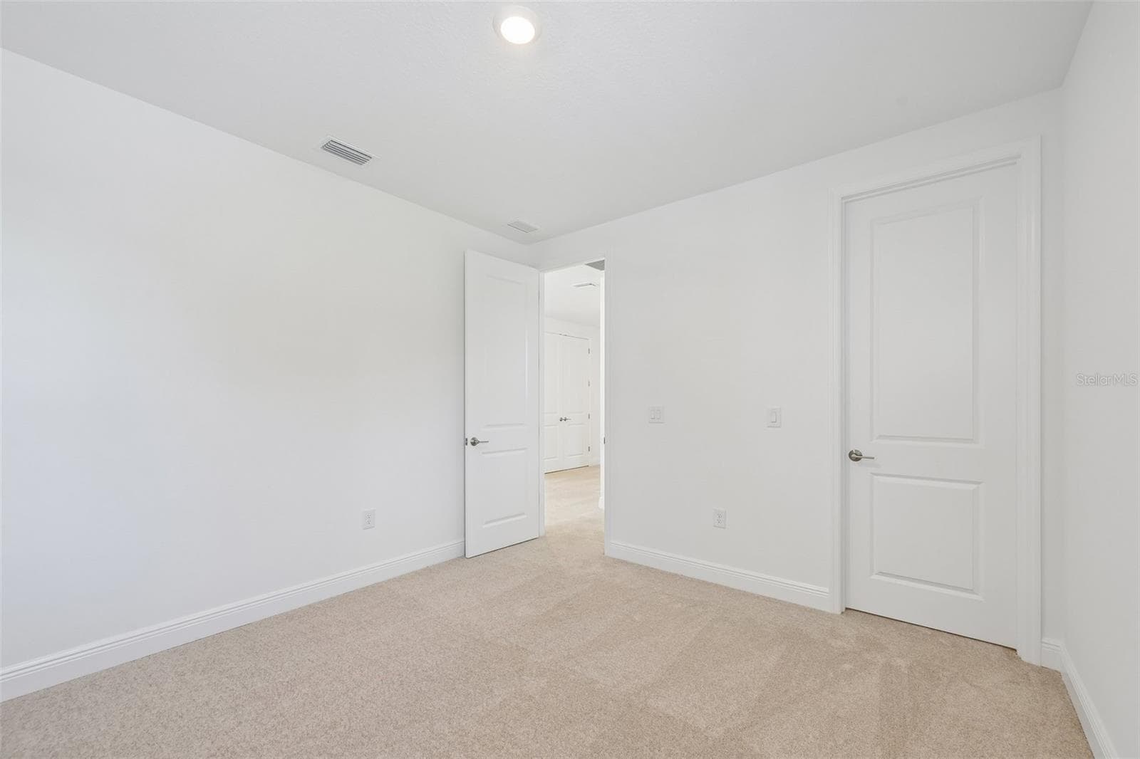 Single Family Residence at 7551 HAWKSTONE DR, SARASOTA, photo 22 of 31