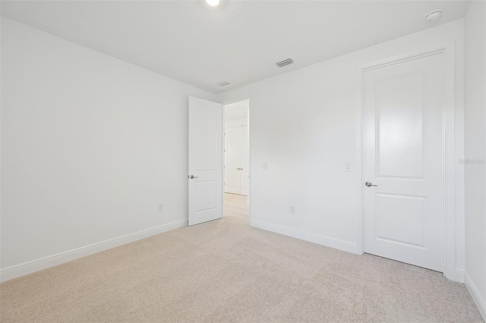 Single Family Residence at 7551 HAWKSTONE DR, SARASOTA, photo 26 of 31