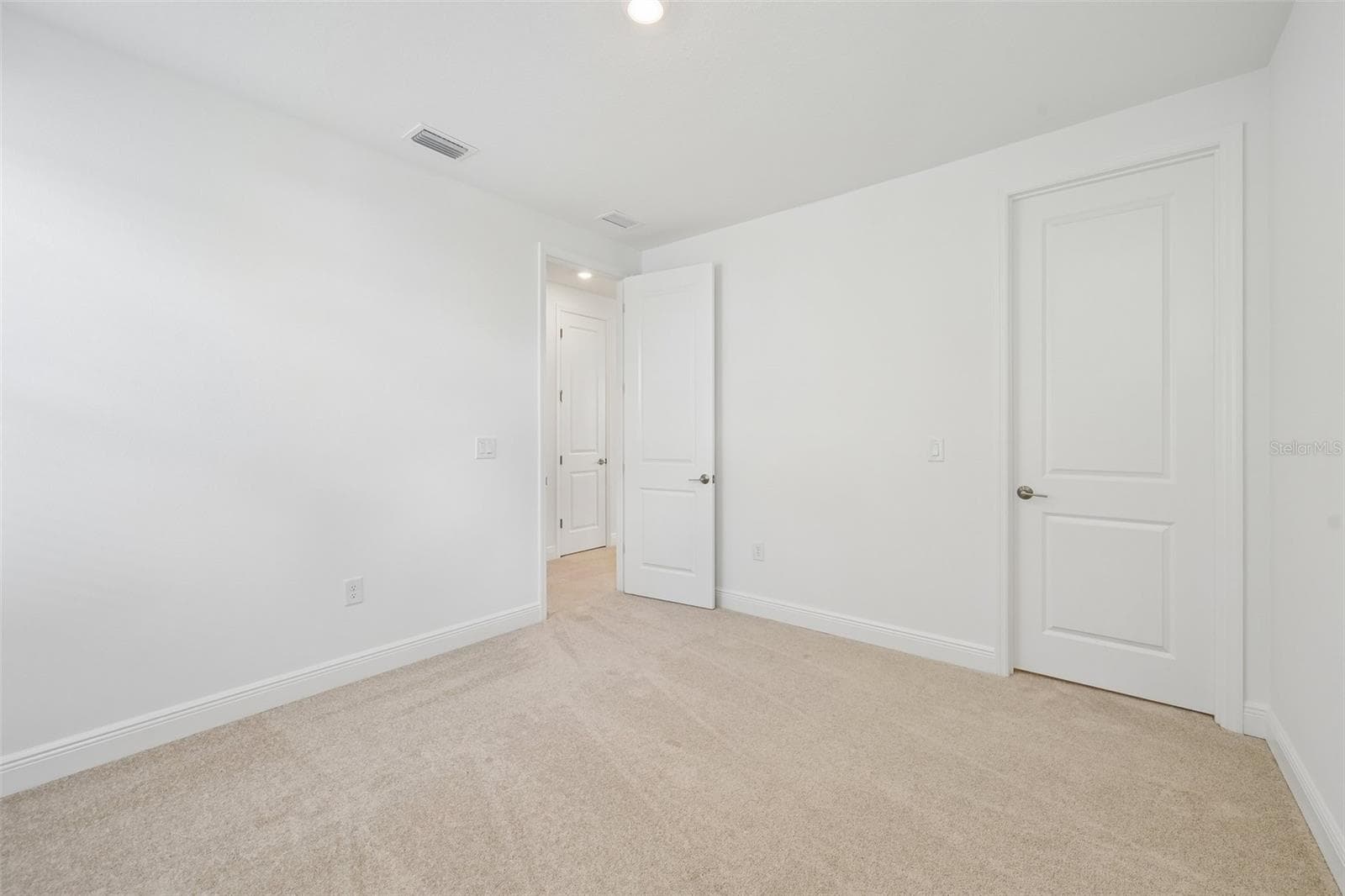 Single Family Residence at 7551 HAWKSTONE DR, SARASOTA, photo 28 of 31