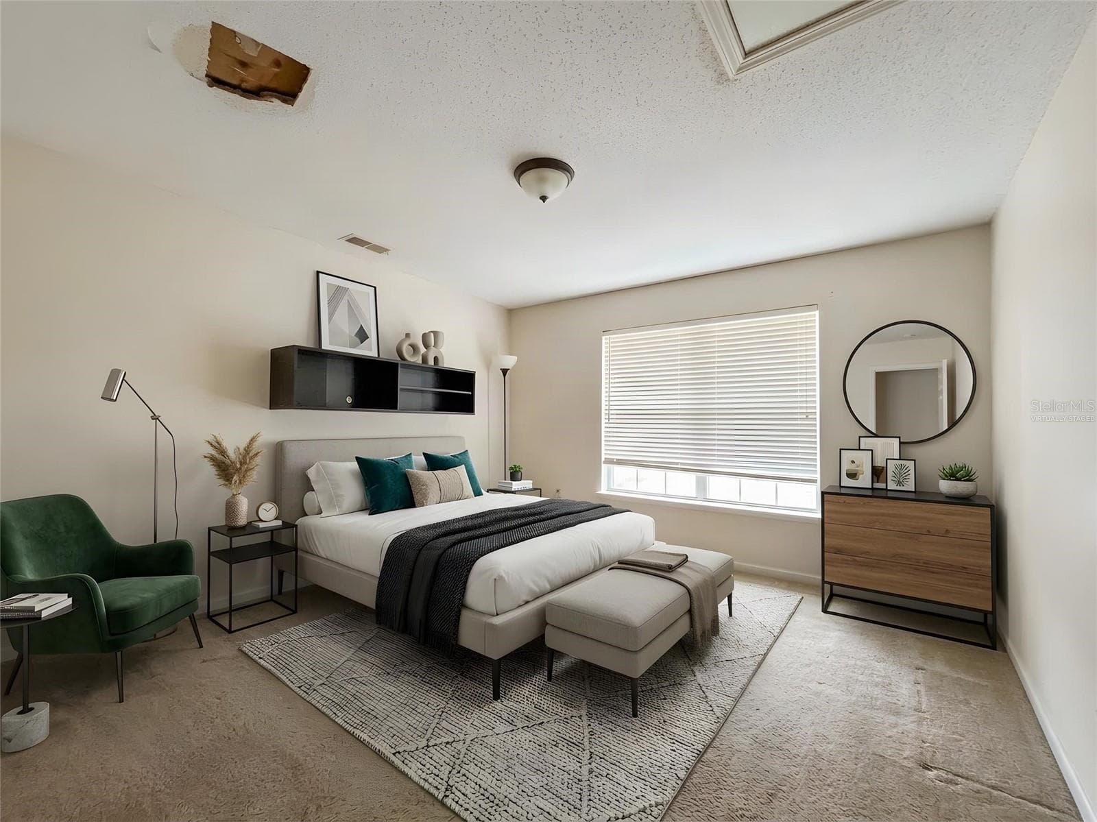 Virtually Staged - 122 FLATFISH CT, POINCIANA