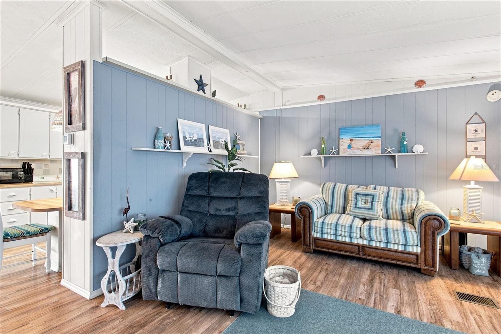 Manufactured Home at 56 PELICAN DR S, OLDSMAR, photo 14 of 61