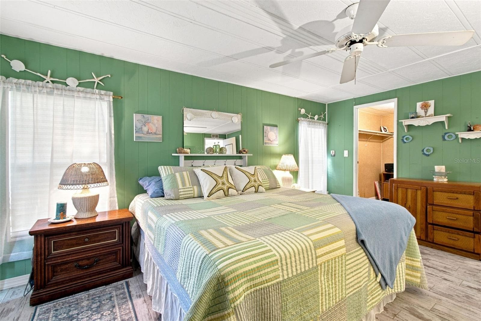 Manufactured Home at 56 PELICAN DR S, OLDSMAR, photo 22 of 61