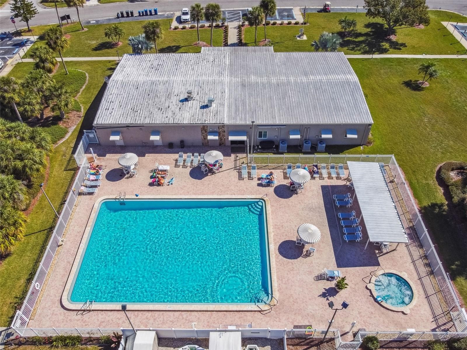 Manufactured Home at 56 PELICAN DR S, OLDSMAR, photo 54 of 61