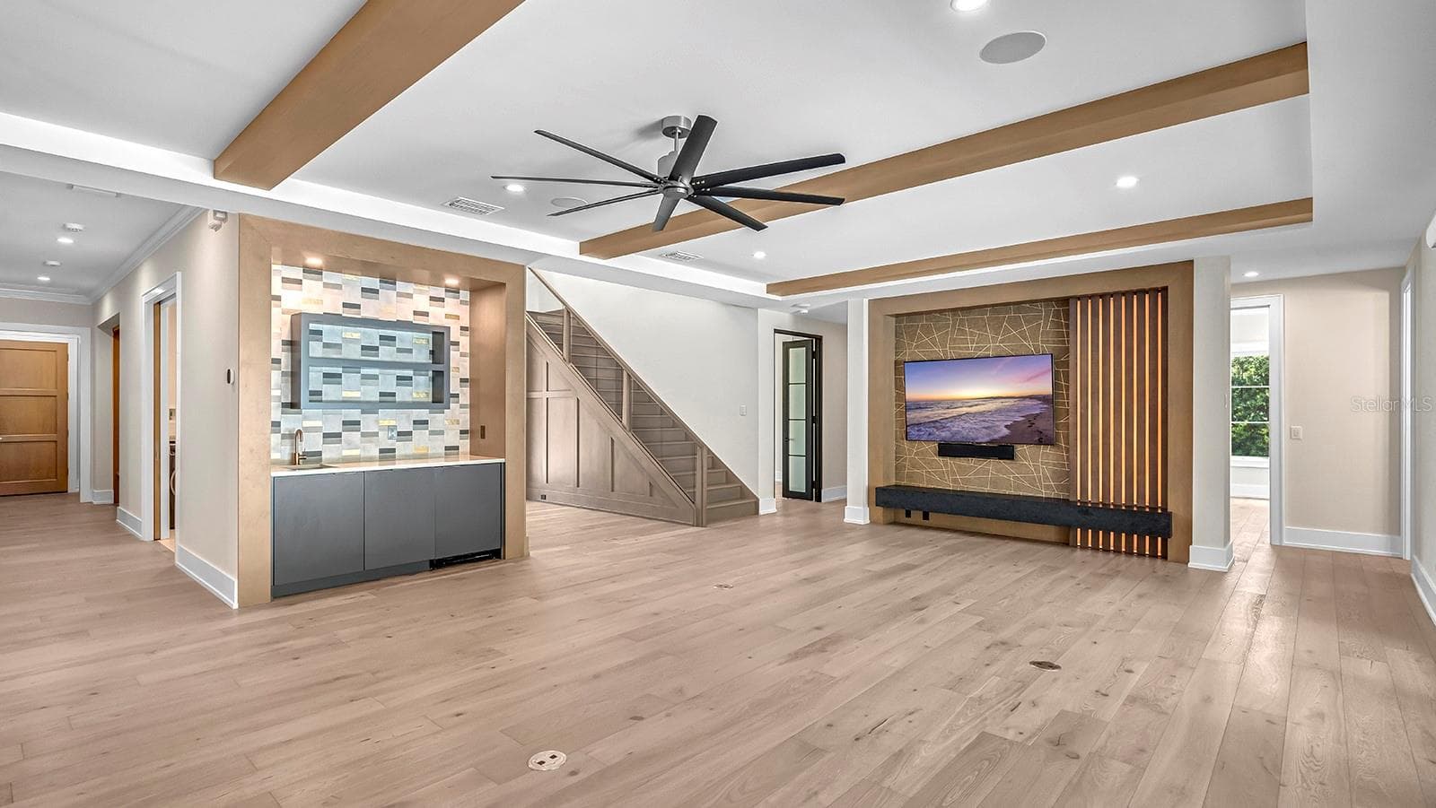 Great Room with Wet Bar - 901 GOLFVIEW TER, WINTER PARK