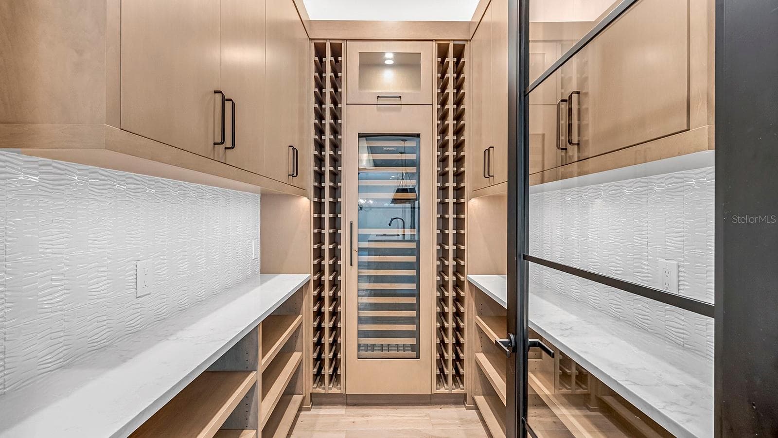Pantry/Wine Refrigerator - 901 GOLFVIEW TER, WINTER PARK