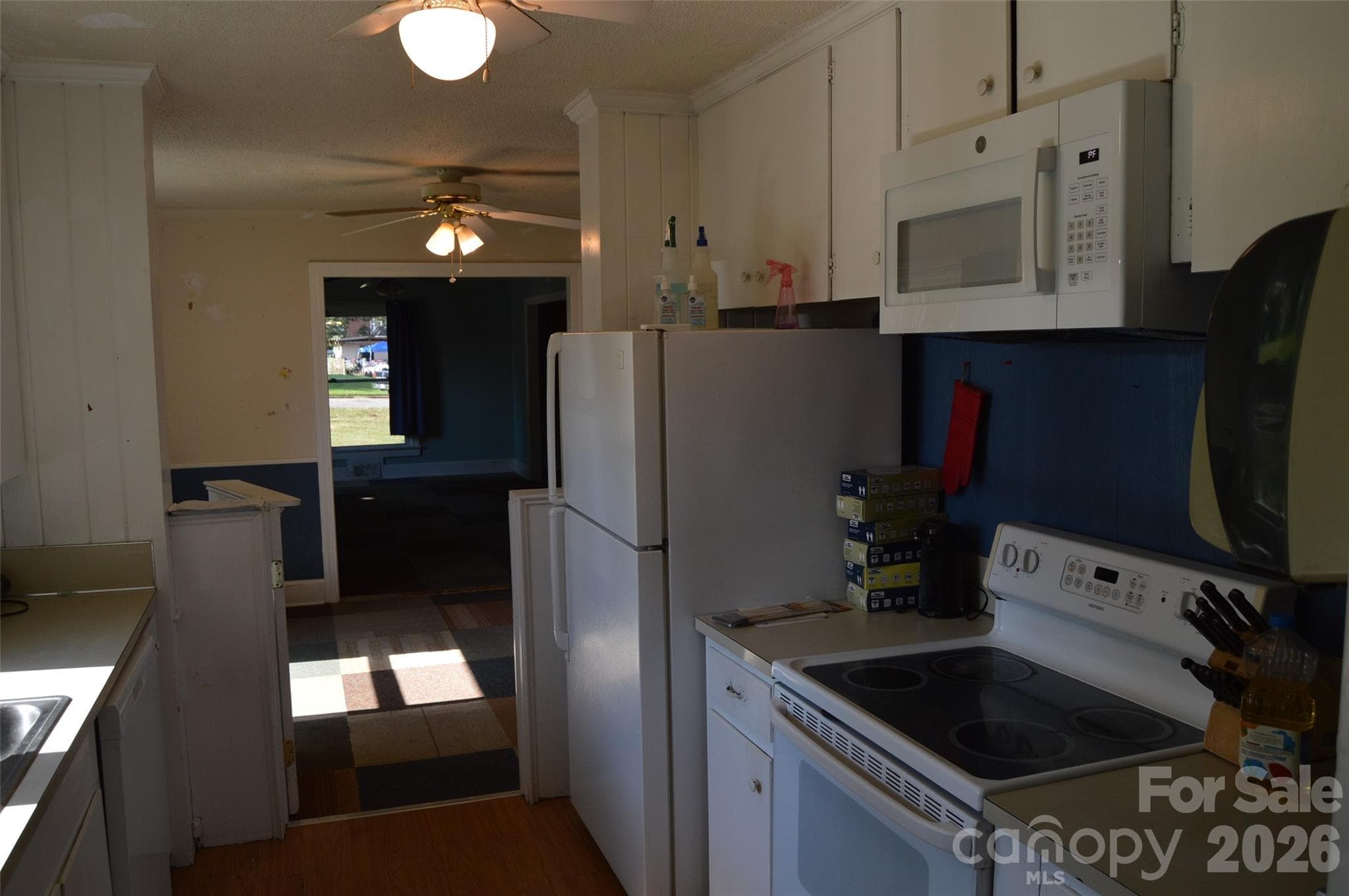 Single Family Residence at 437 Hillcrest Road, Statesville, photo 22 of 29
