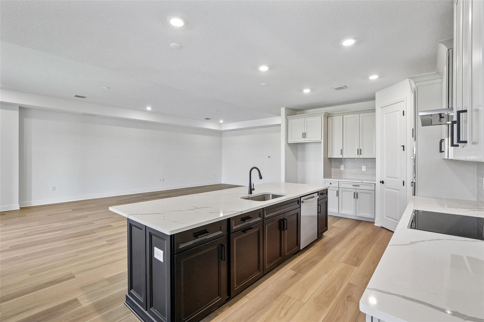 Single Family Residence at 9246 DEEP HORIZON LOOP, PARRISH, photo 7 of 33