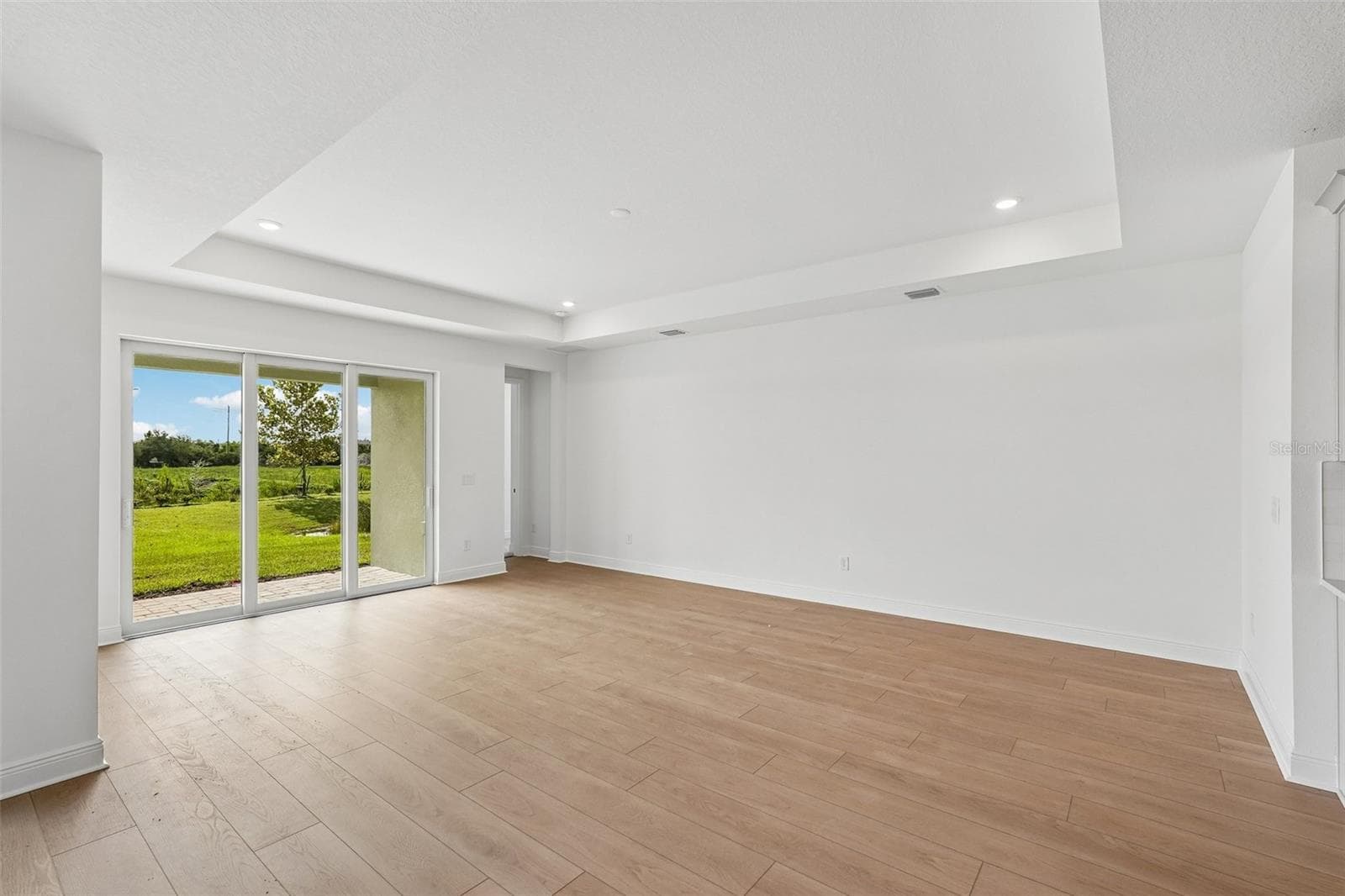 Single Family Residence at 152 VISTERA BLVD, NOKOMIS, photo 6 of 21