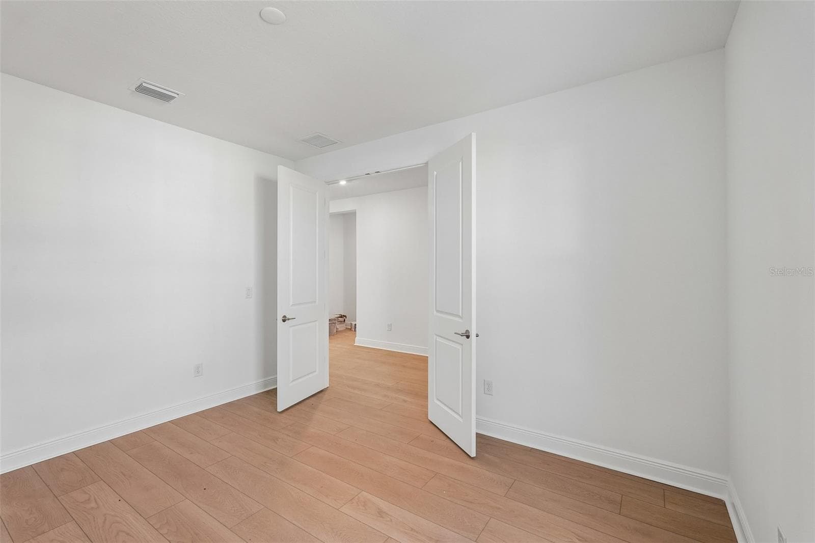 Single Family Residence at 152 VISTERA BLVD, NOKOMIS, photo 8 of 21
