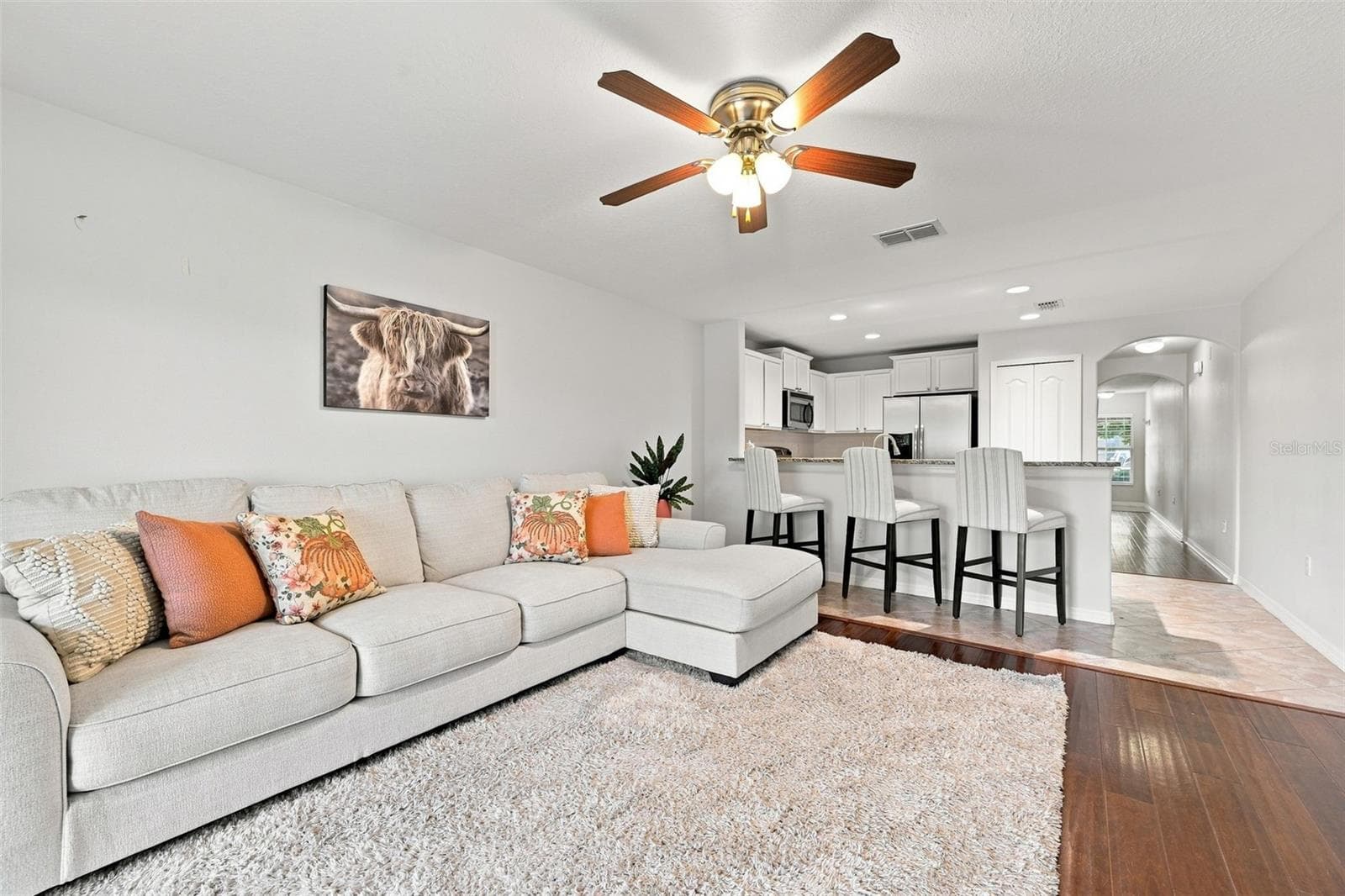 Townhouse at 9755 TRUMPET VINE LOOP, NEW PORT RICHEY, photo 6 of 33