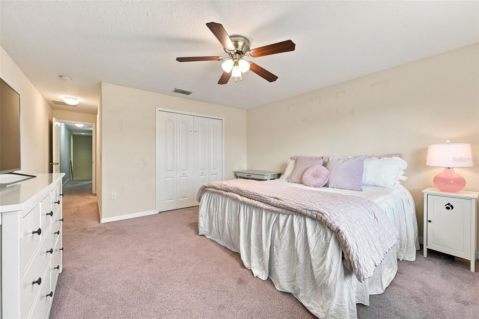 Townhouse at 9755 TRUMPET VINE LOOP, NEW PORT RICHEY, photo 13 of 33