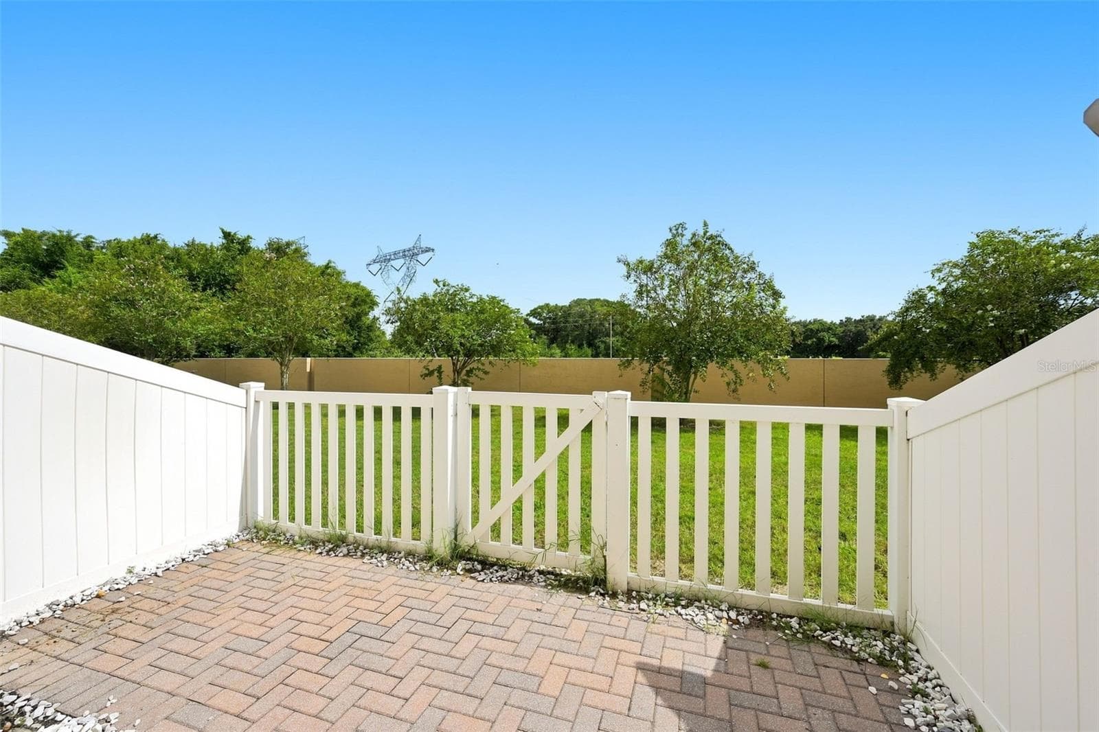 Townhouse at 9755 TRUMPET VINE LOOP, NEW PORT RICHEY, photo 18 of 33