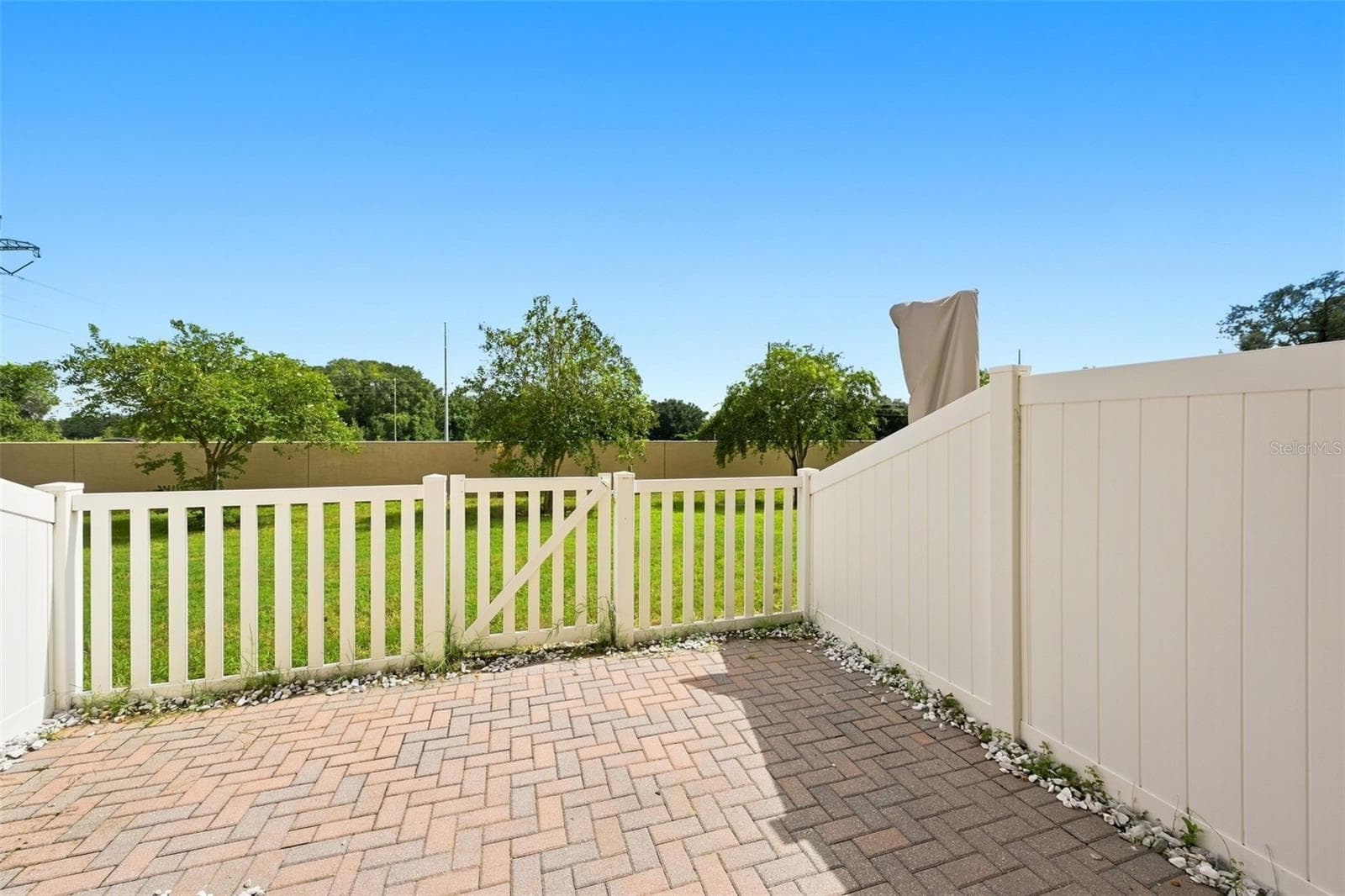 Townhouse at 9755 TRUMPET VINE LOOP, NEW PORT RICHEY, photo 19 of 33