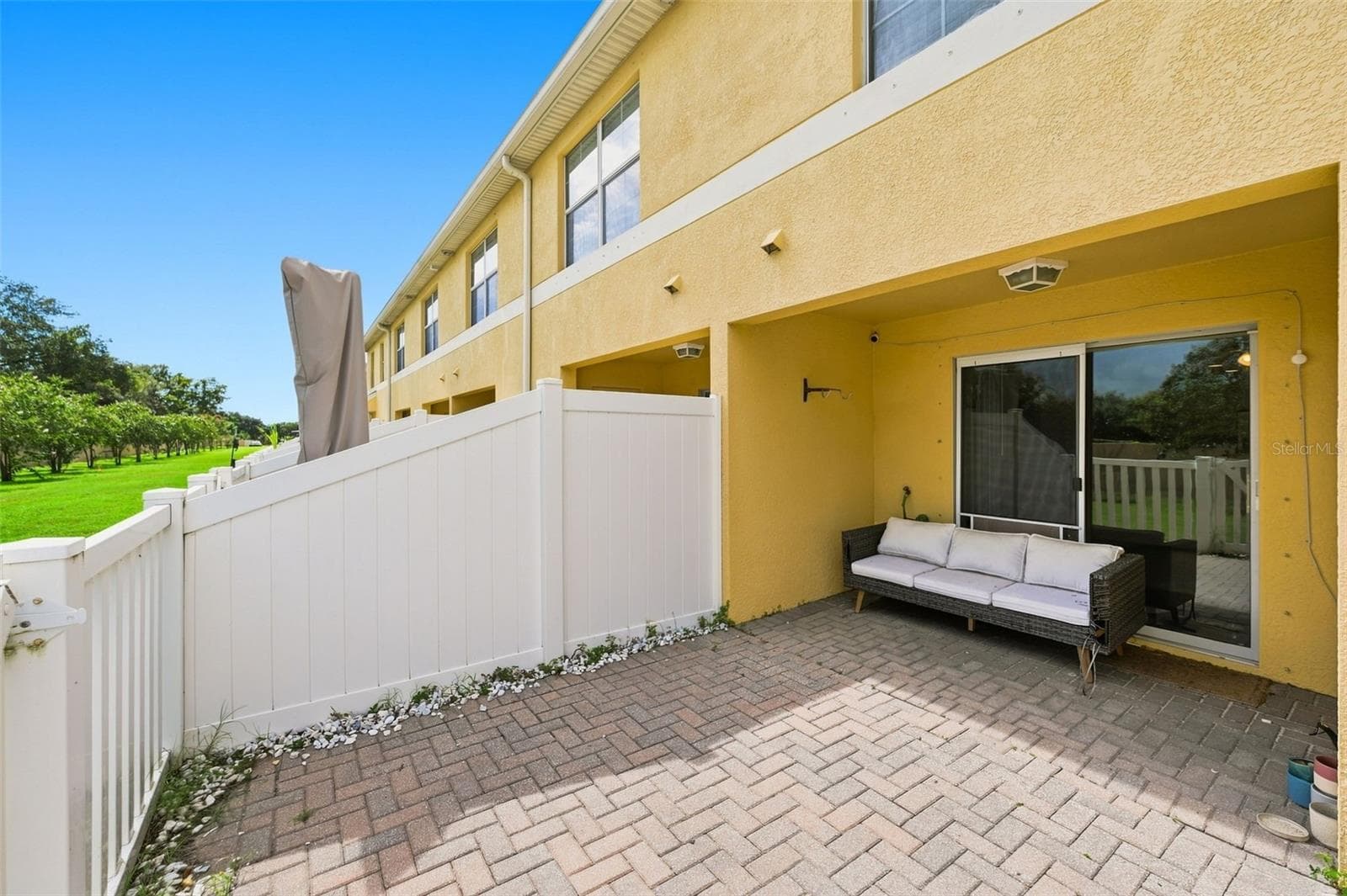 Townhouse at 9755 TRUMPET VINE LOOP, NEW PORT RICHEY, photo 20 of 33
