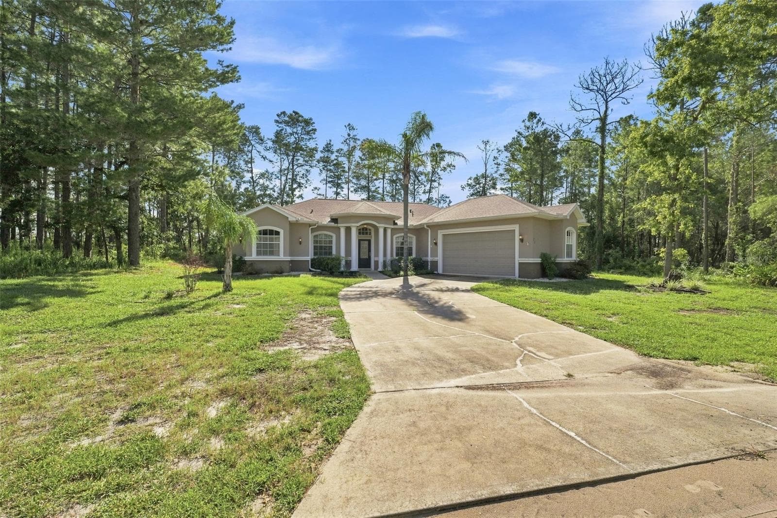 Front Exterior - 25 SANDERS CIR, HOMOSASSA