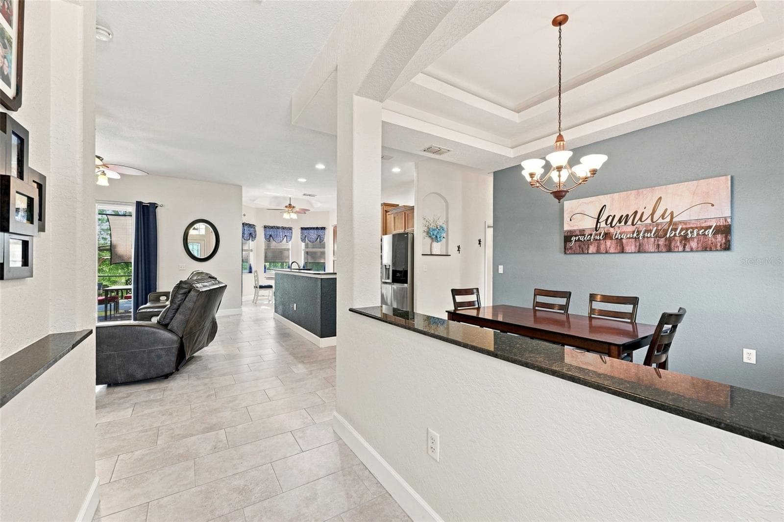 Living/Dining - 25 SANDERS CIR, HOMOSASSA