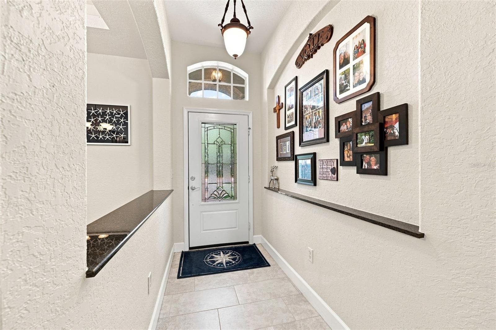 Foyer - 25 SANDERS CIR, HOMOSASSA