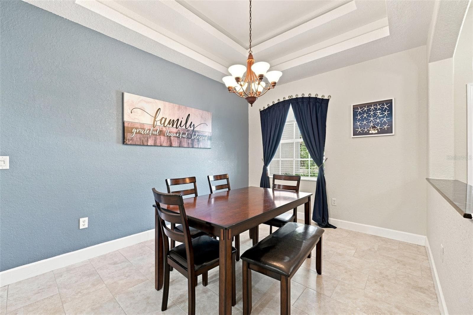 Dining - 25 SANDERS CIR, HOMOSASSA